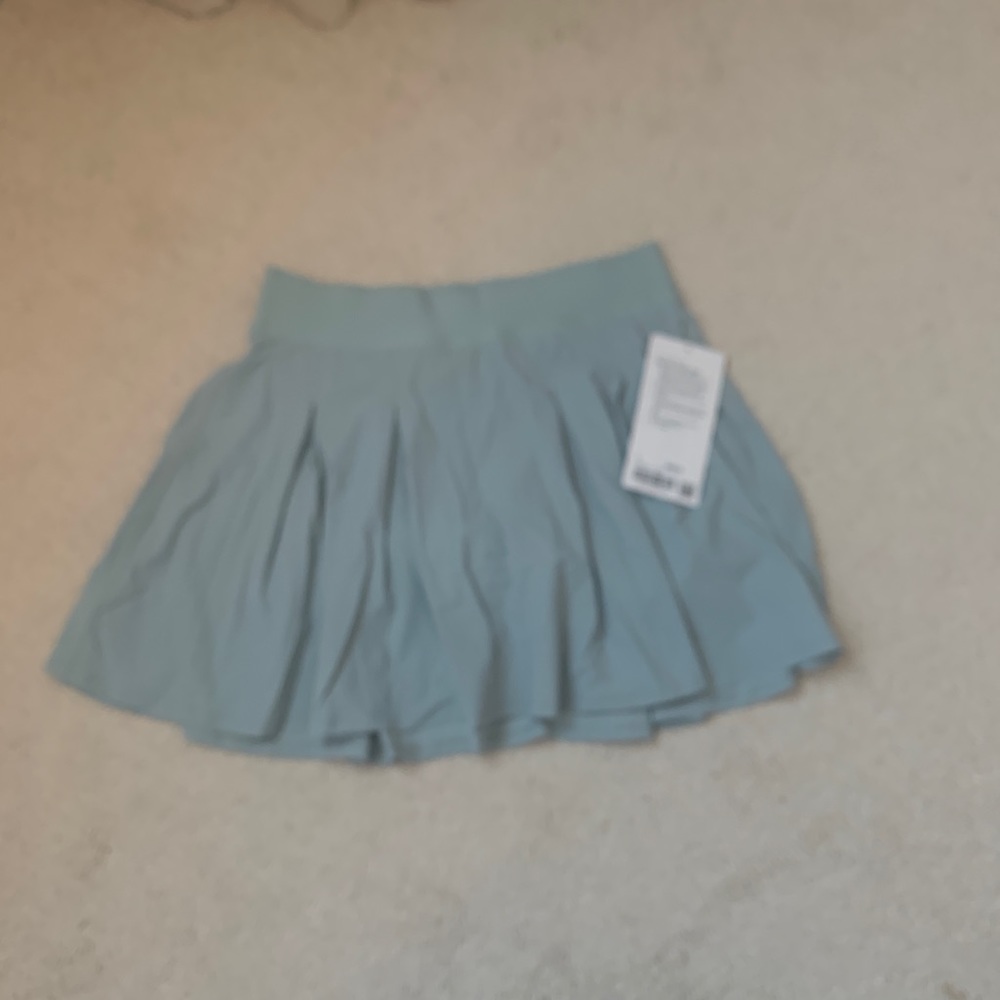 NWT lululemon skirt